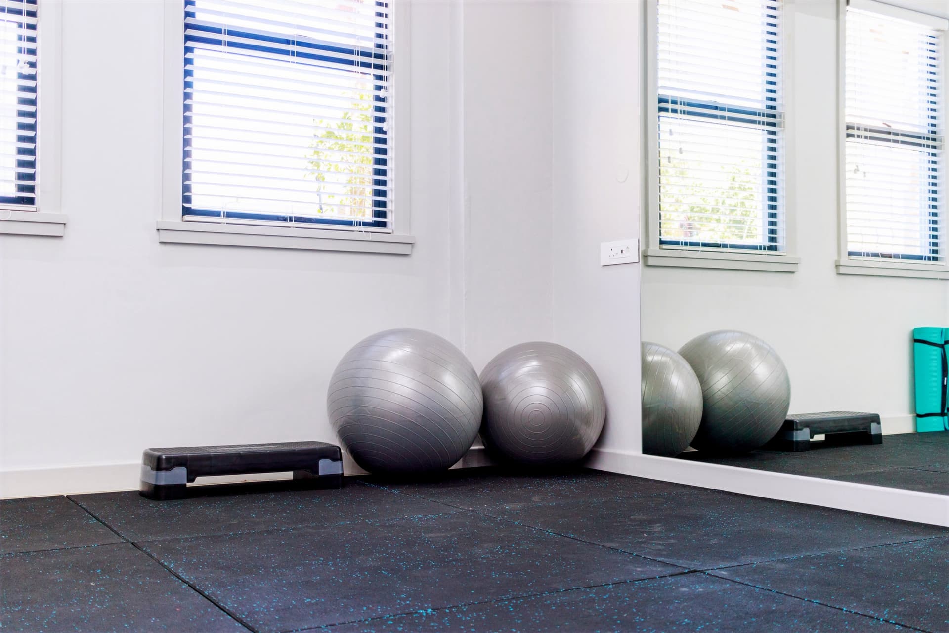 Inside Fouza Physiotherapy clinic